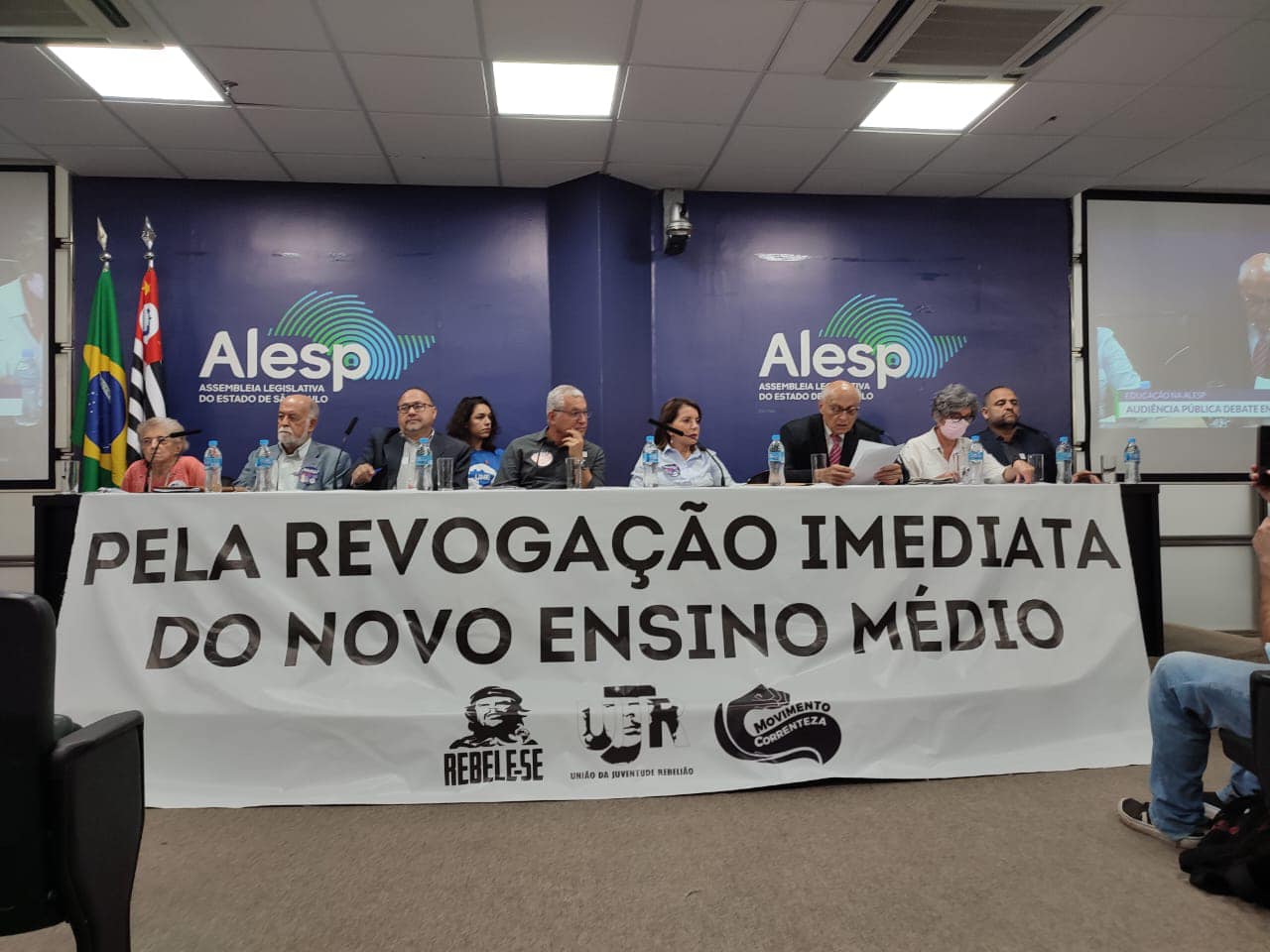 Read more about the article Participantes de Audiência Pública pedem revogação da reforma do ensino médio