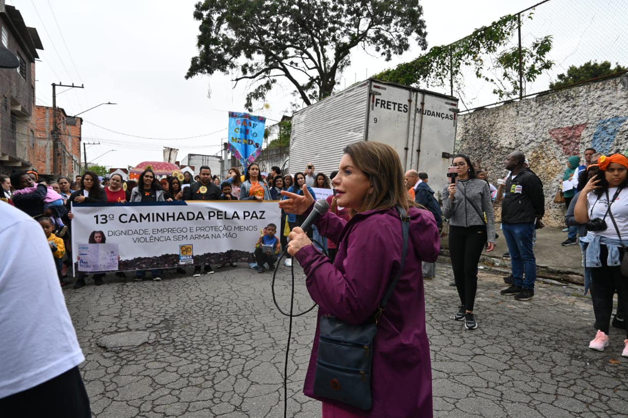 Read more about the article 13ª Caminhada Pela Paz, em Heliópolis, pede “Dignidade, emprego e proteção, menos violência, sem arma na mão”